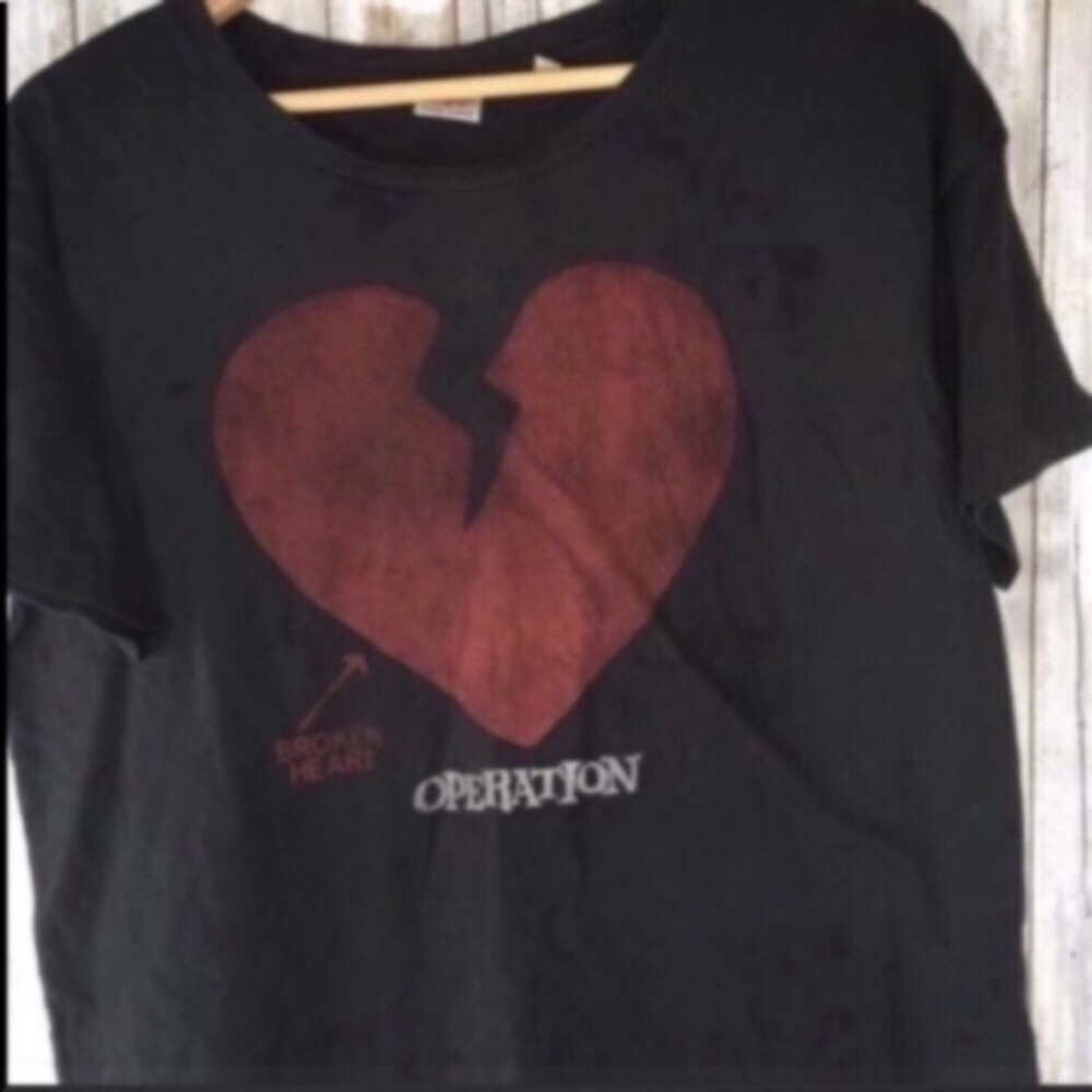 JunkFood Operation Broken Heart Tee - Picture 2 of 4